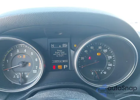 2011 Jeep Grand Cherokee Laredo z USA, uszkodzony, nr VIN 1J4RR4GT4BC651275